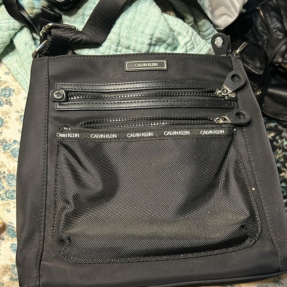 Different purses - Picture 2 of 16